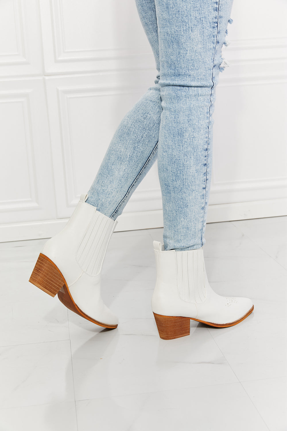 MMShoes Love the Journey Stacked Heel Chelsea Boot in White